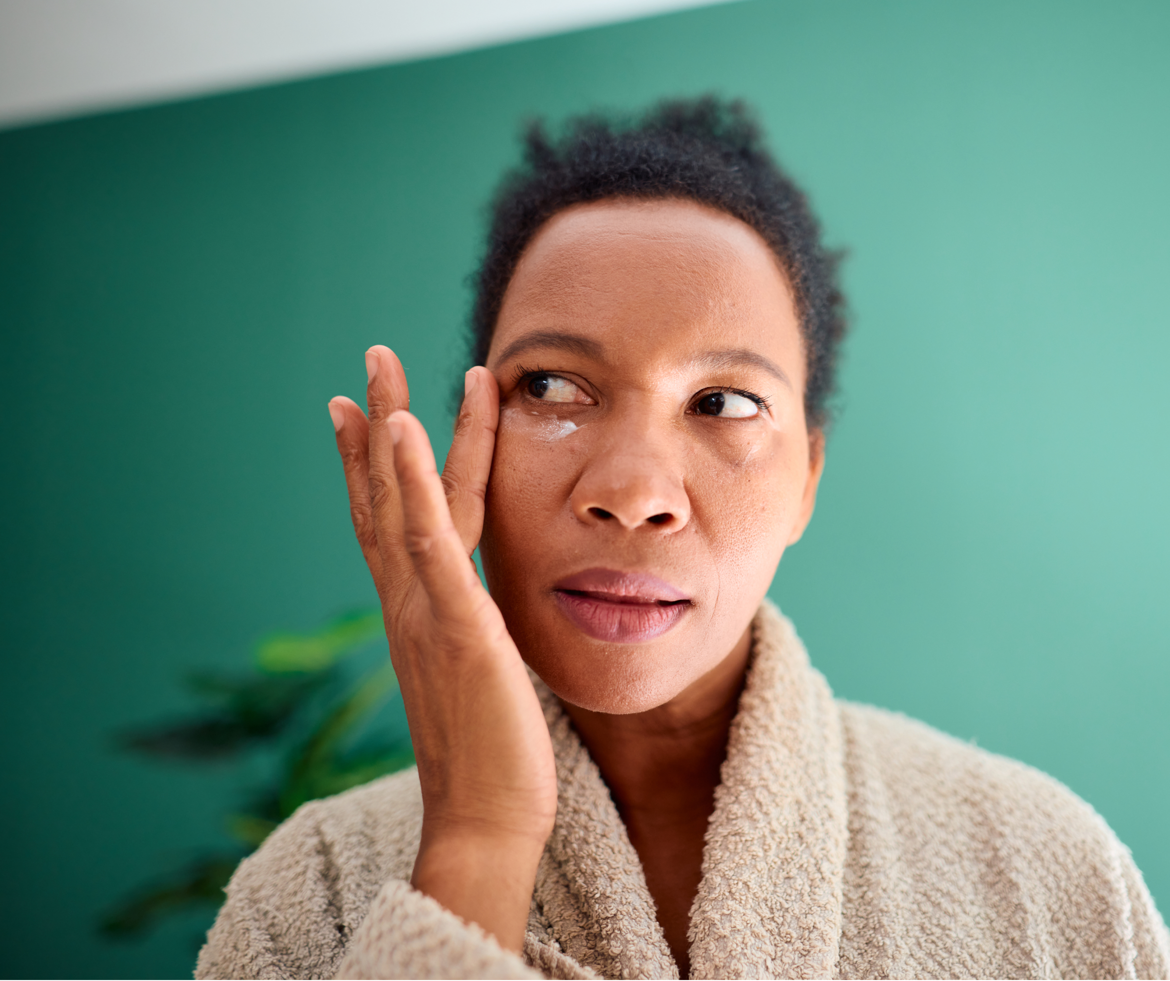 comment faire disparaître cernes acide hyaluronique | Dr Corinne Pachet | Paris